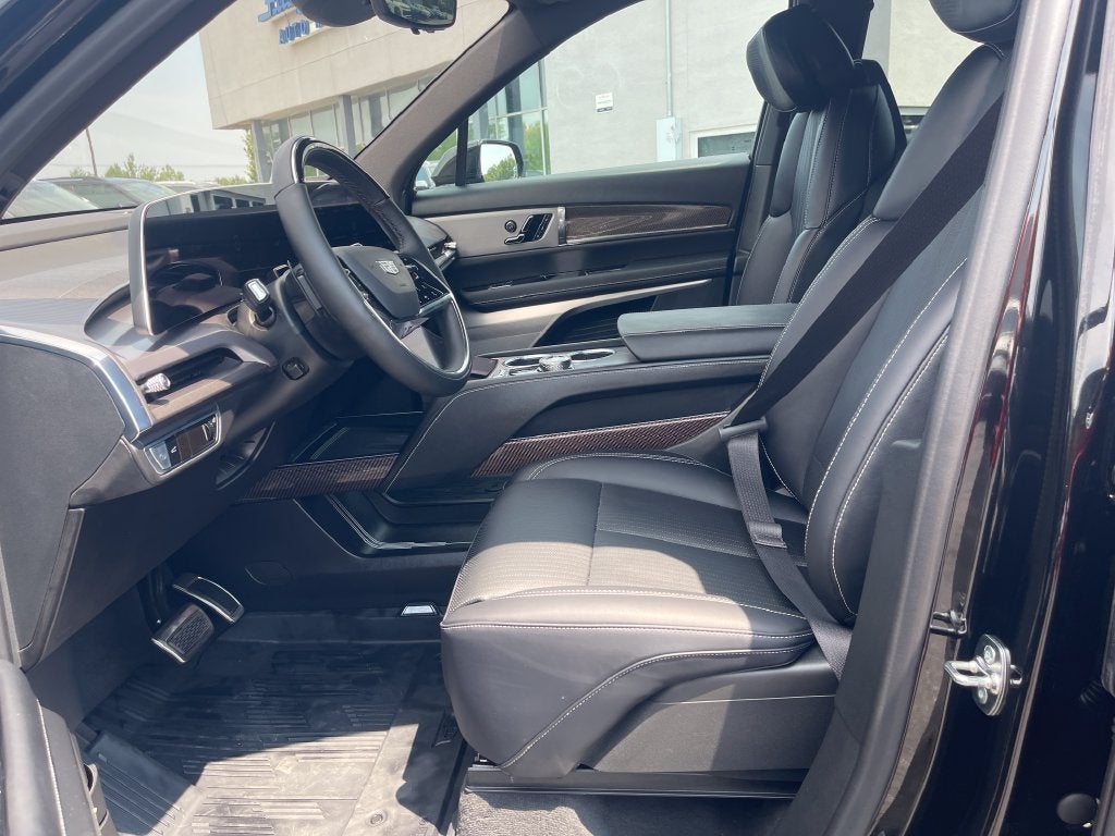 2026 Cadillac VISTIQ Sport