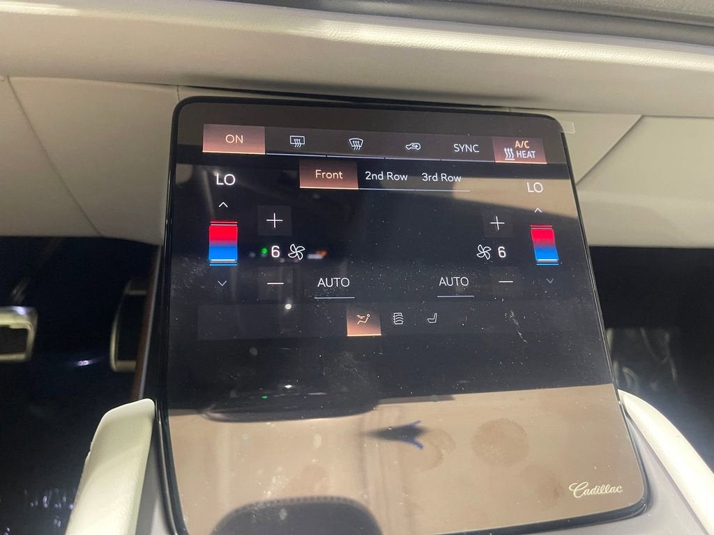 2026 Cadillac VISTIQ Sport