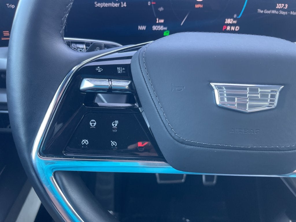 2026 Cadillac VISTIQ Platinum