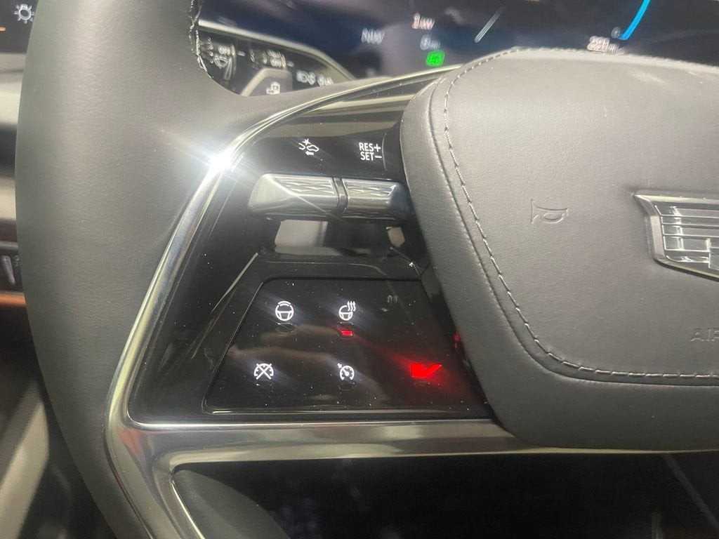 2026 Cadillac VISTIQ Platinum