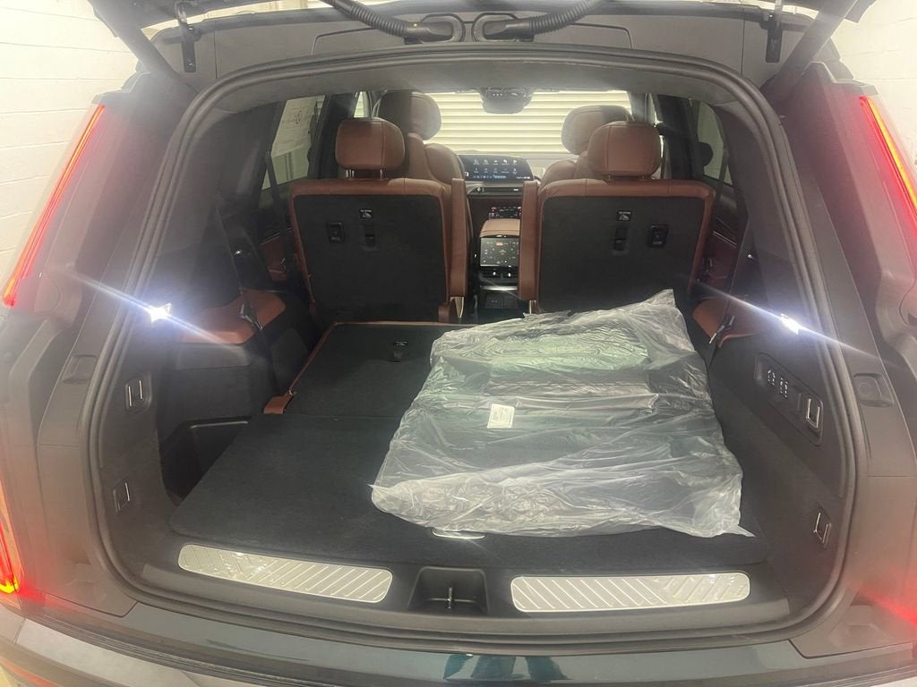 2026 Cadillac VISTIQ Platinum