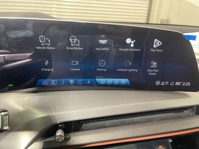 2026 Cadillac VISTIQ Platinum