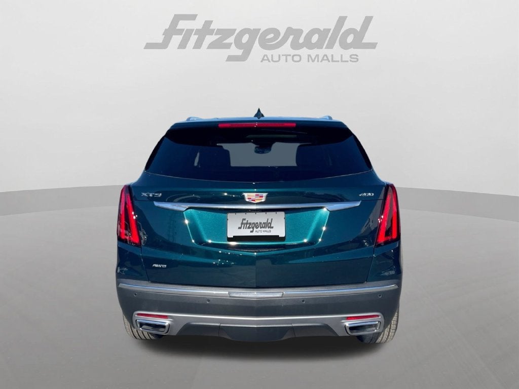 2026 Cadillac XT5 Premium Luxury