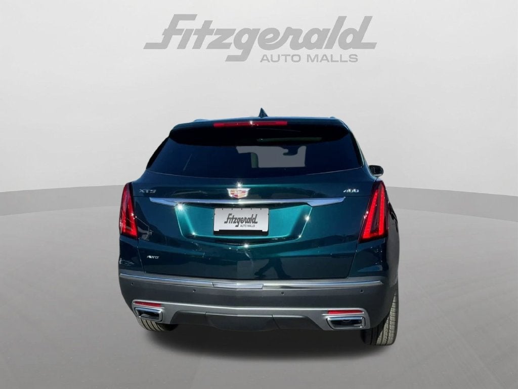 2026 Cadillac XT5 Premium Luxury