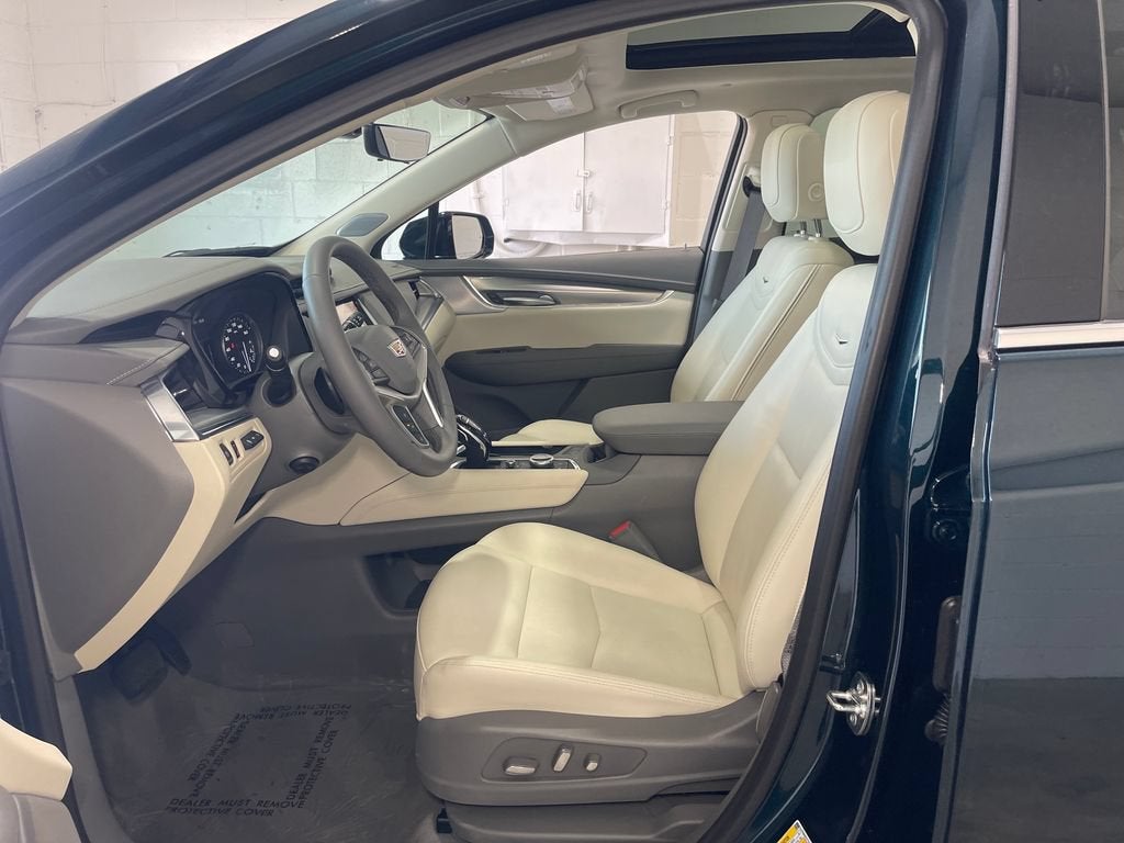 2026 Cadillac XT5 Premium Luxury - Photo 9