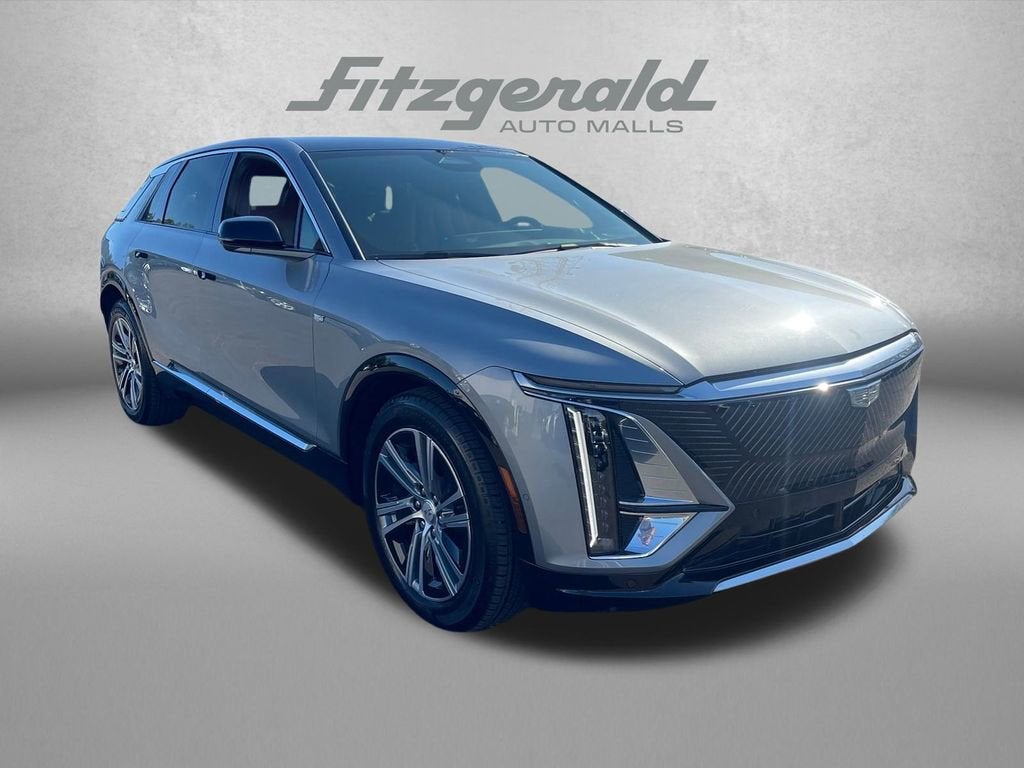 2025 Cadillac LYRIQ Luxury 1