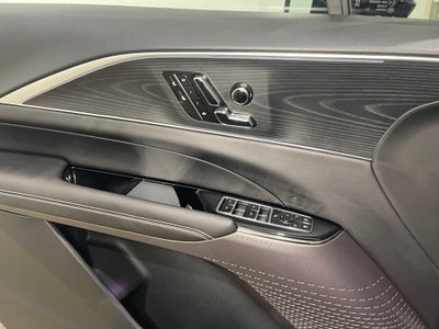 2025 Cadillac LYRIQ Luxury 1