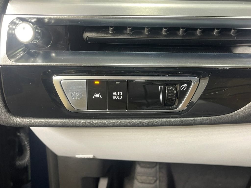 2026 Cadillac LYRIQ Premium Luxury