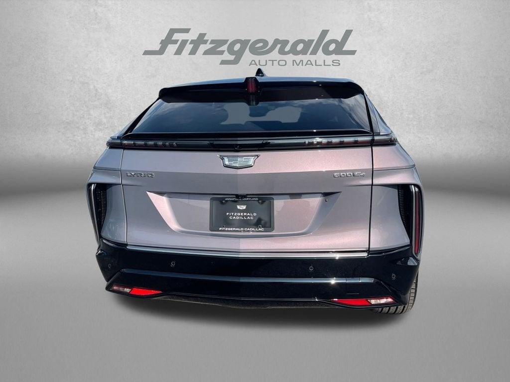 2025 Cadillac LYRIQ Luxury 2
