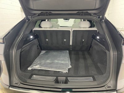 2025 Cadillac LYRIQ Luxury 2