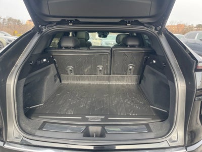 2024 Cadillac LYRIQ Luxury 3