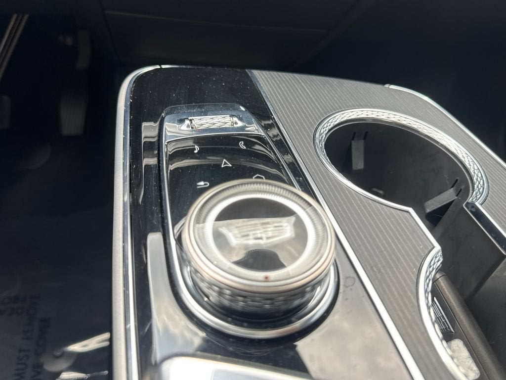 2025 Cadillac LYRIQ Luxury 3