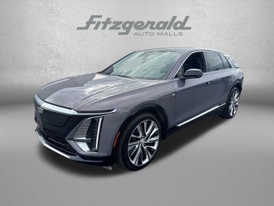 2025 Cadillac LYRIQ Luxury 3