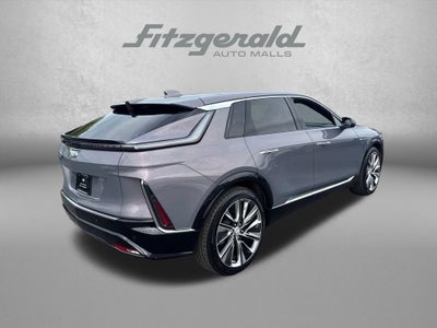 2025 Cadillac LYRIQ Luxury 3