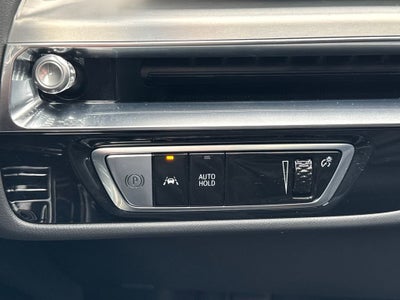 2025 Cadillac LYRIQ Luxury 3