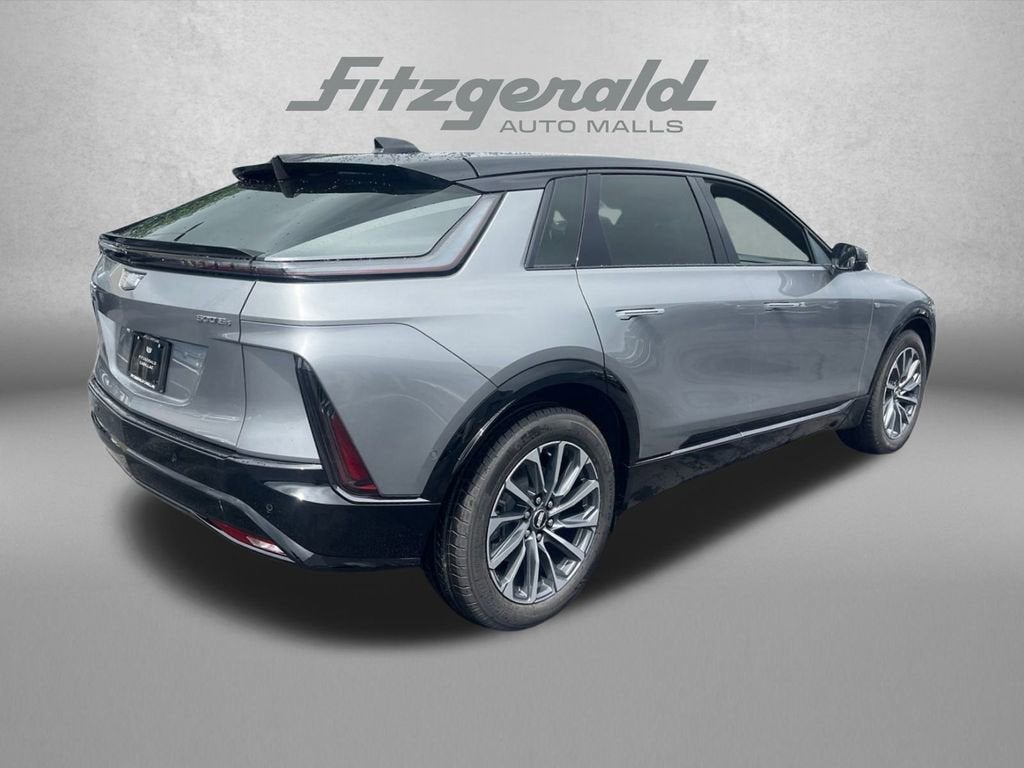 2025 Cadillac LYRIQ Sport 2