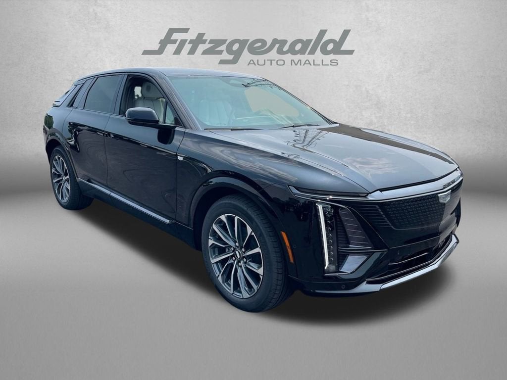 2025 Cadillac LYRIQ Sport 2