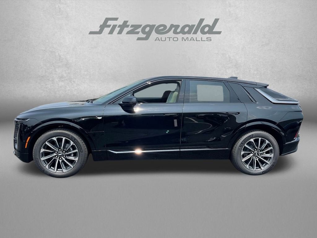 2025 Cadillac LYRIQ Sport 2