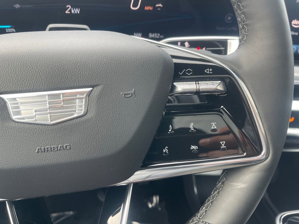 2025 Cadillac LYRIQ Sport 3