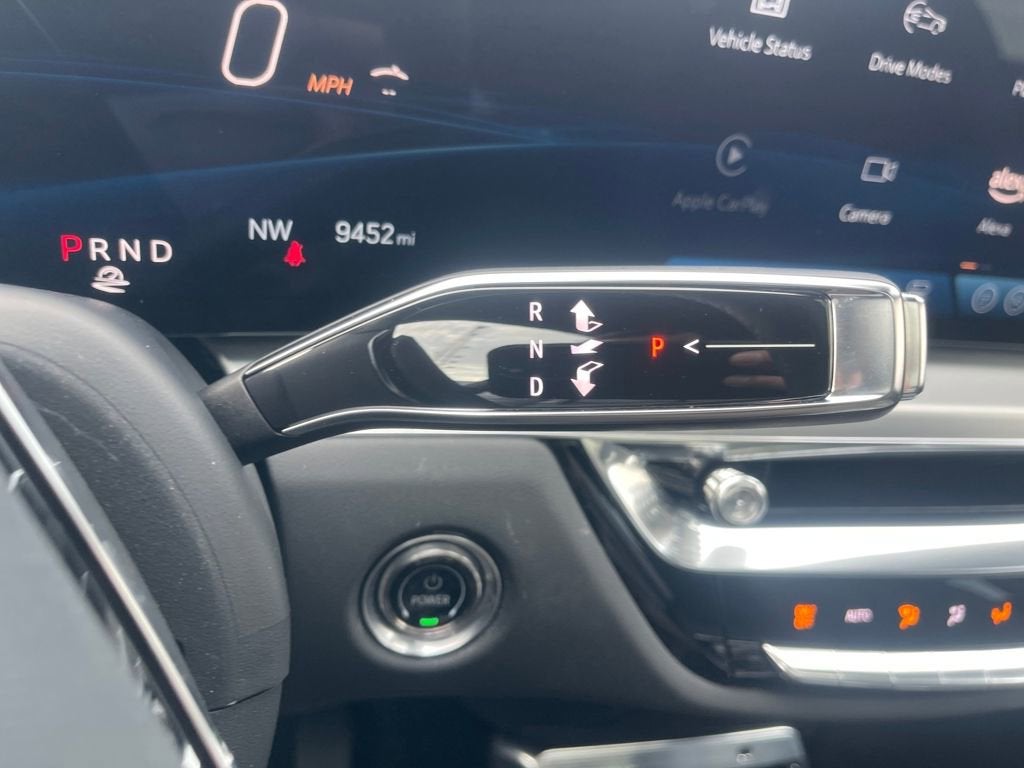 2025 Cadillac LYRIQ Sport 3