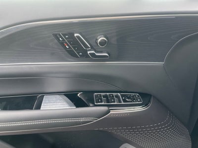 2025 Cadillac LYRIQ Sport 3