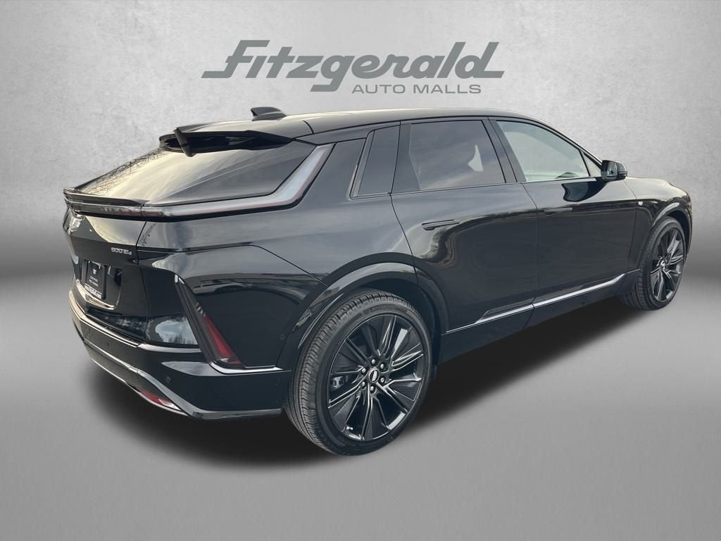 2025 Cadillac LYRIQ Sport 3