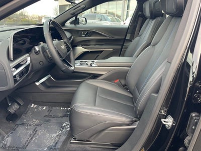 2025 Cadillac LYRIQ Sport 3