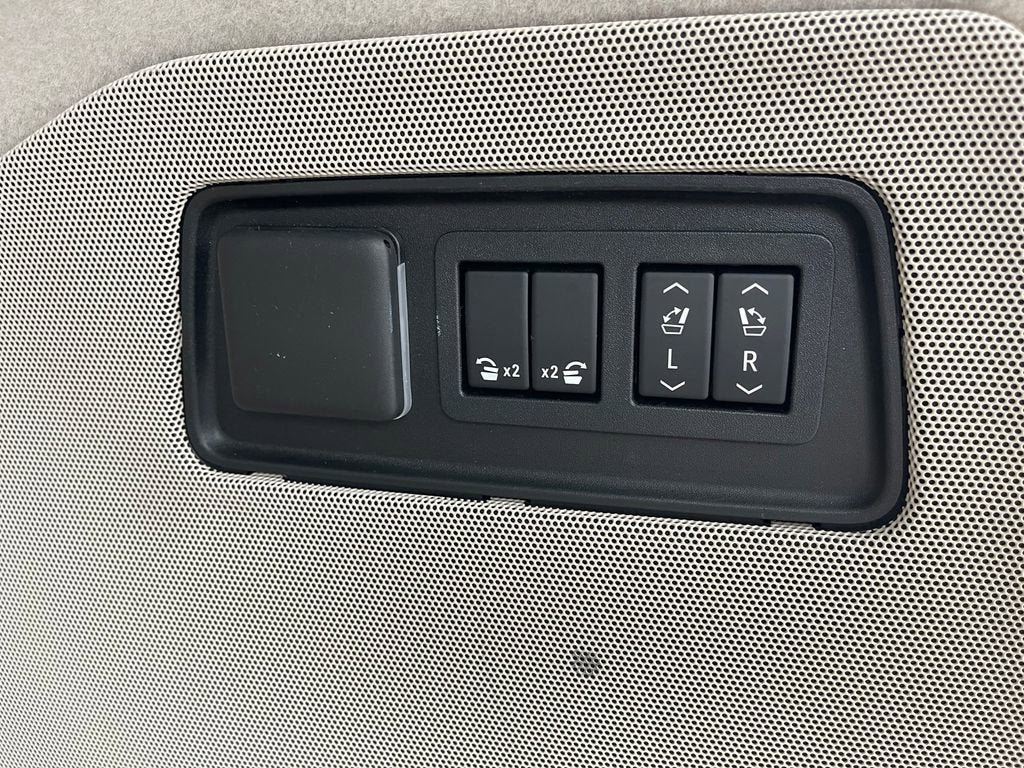 2021 Cadillac Escalade ESV Premium Luxury Platinum