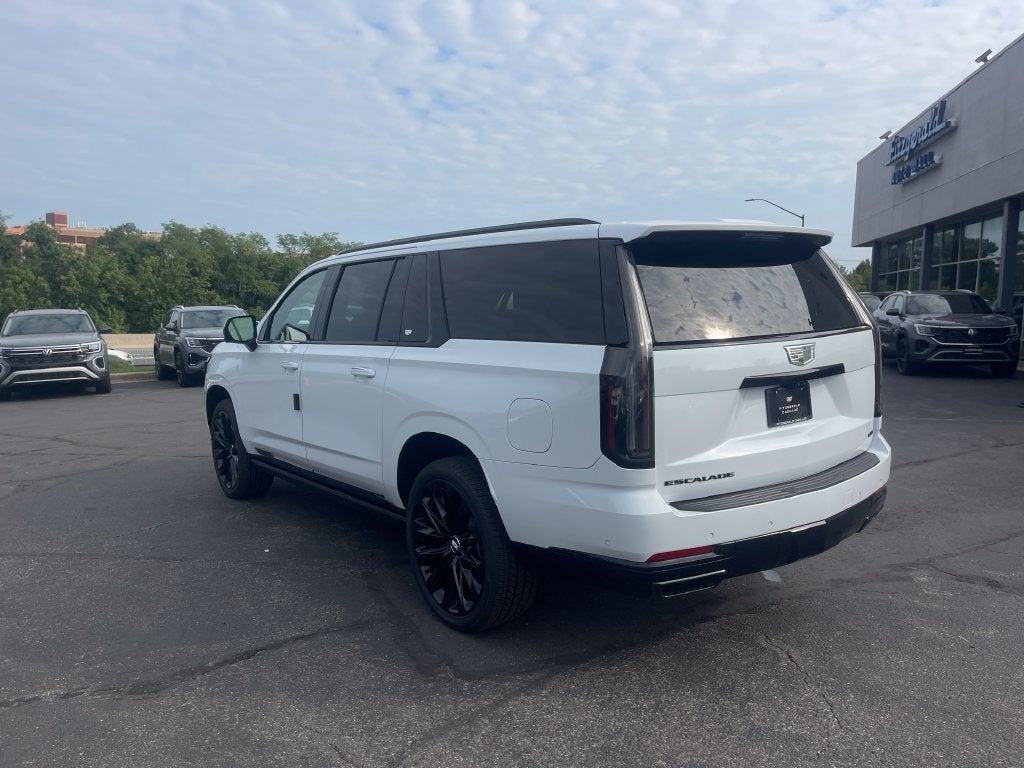 2026 Cadillac Escalade ESV Platinum Sport
