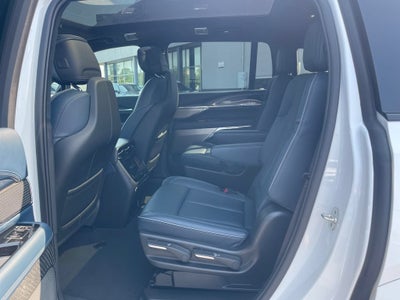 2025 Cadillac ESCALADE IQ Luxury 2