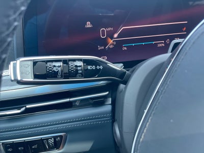 2025 Cadillac ESCALADE IQ Luxury 2