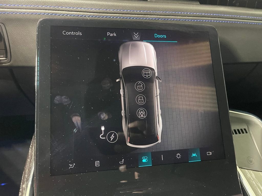 2025 Cadillac ESCALADE IQ Sport 1