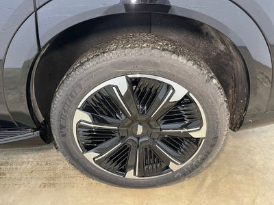 2025 Cadillac ESCALADE IQ Sport 2