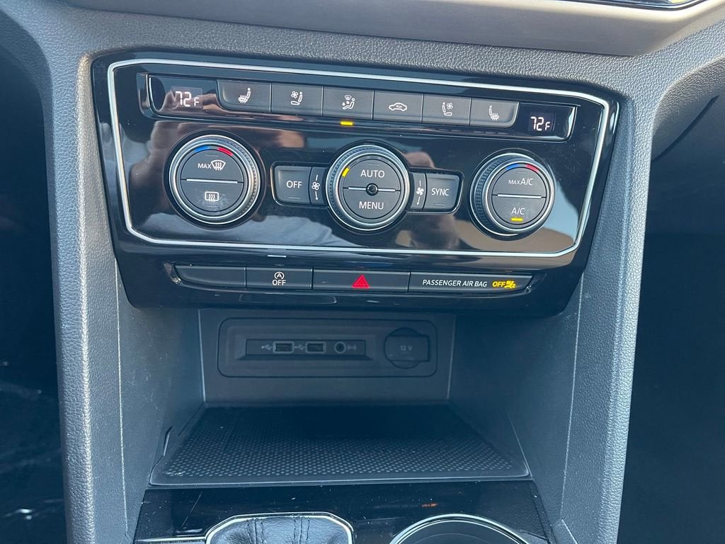 2020 Volkswagen Atlas Cross Sport 3.6L V6 SEL Premium