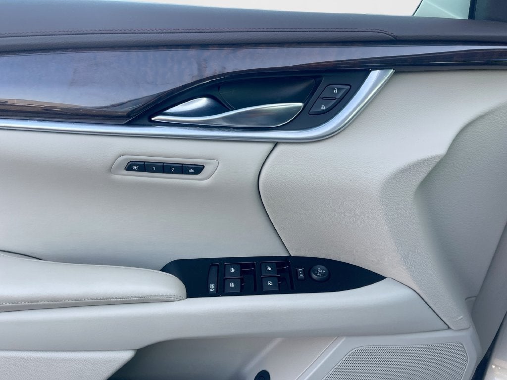 2016 Cadillac XTS Luxury Collection