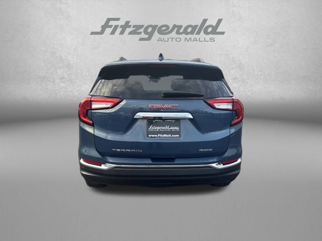 2024 GMC Terrain SLT