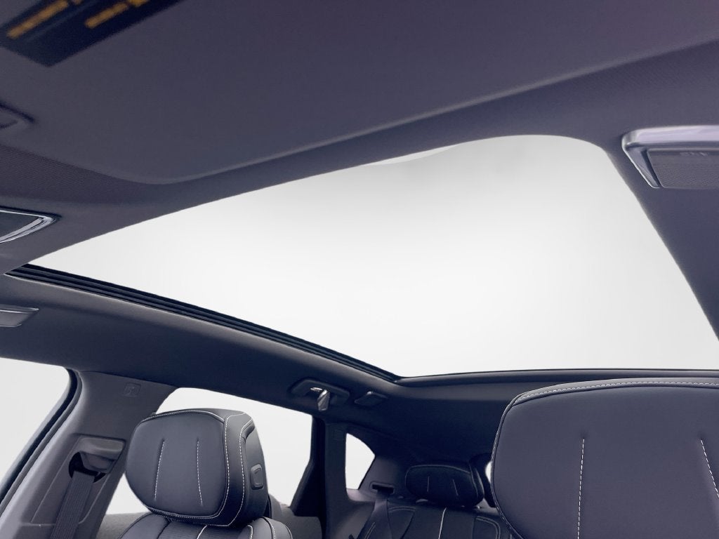 2027 Cadillac OPTIQ Premium Luxury