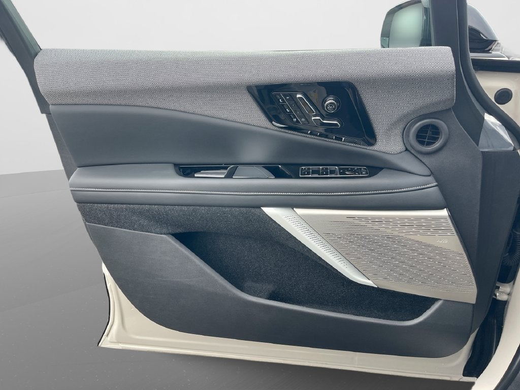 2027 Cadillac OPTIQ Premium Luxury