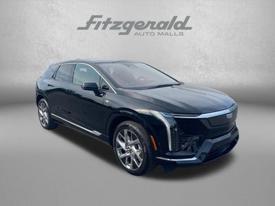 2025 Cadillac OPTIQ Luxury 2