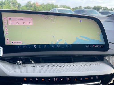 2025 Cadillac OPTIQ Luxury 2