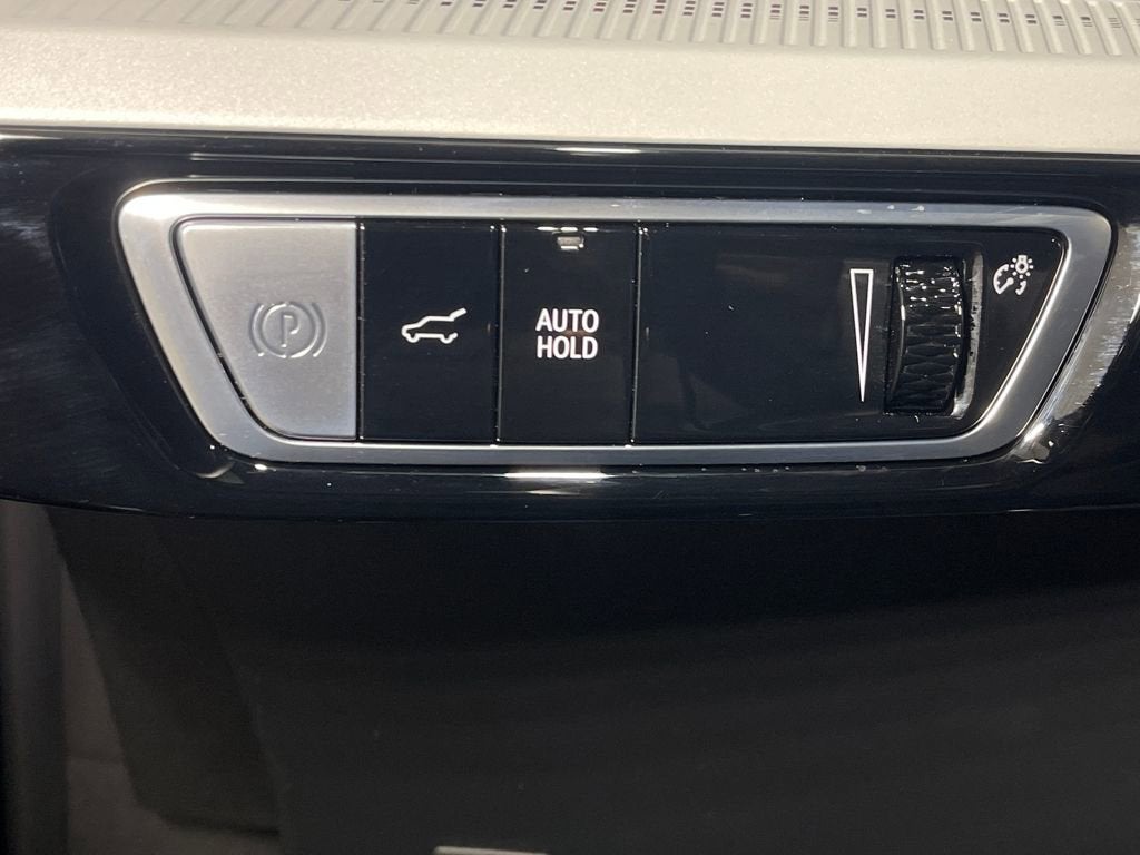 2025 Cadillac OPTIQ Sport 1