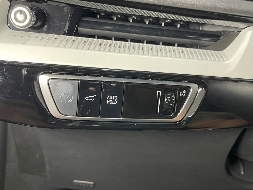 2025 Cadillac OPTIQ Sport 2