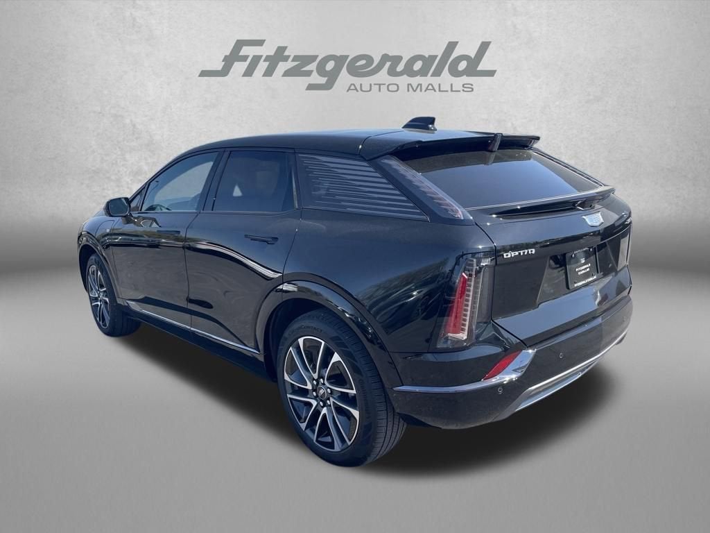2025 Cadillac OPTIQ Sport 2