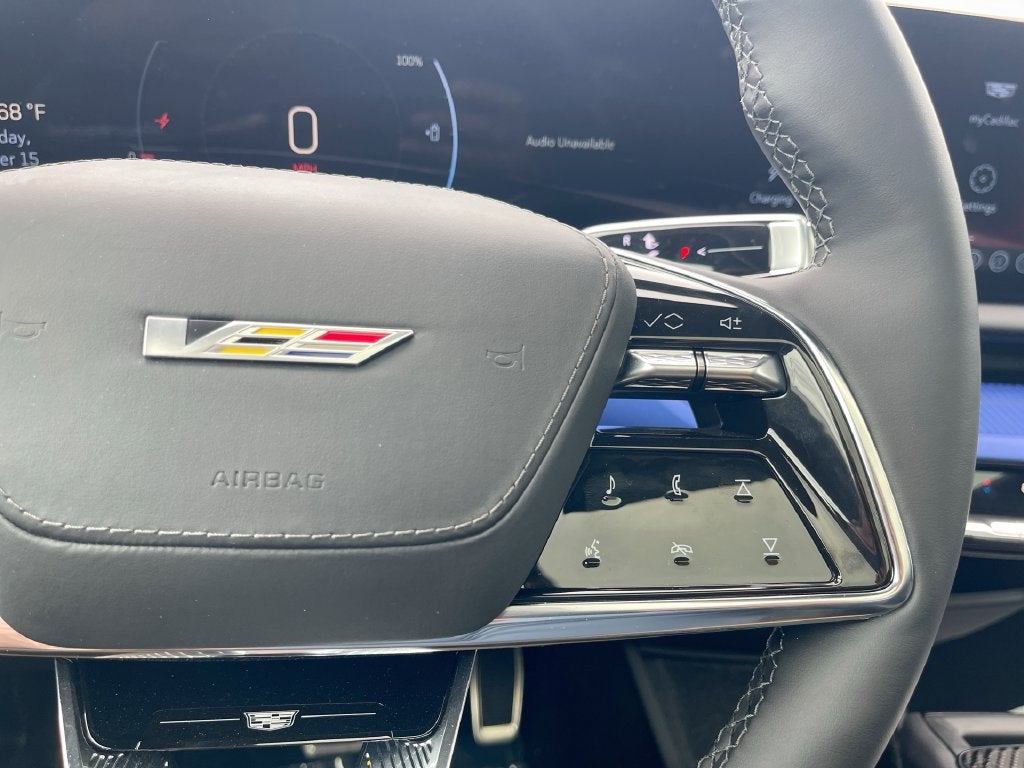2026 Cadillac OPTIQ V-Series - Photo 28