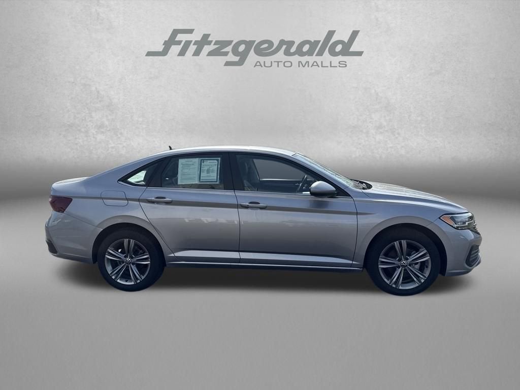 2024 Volkswagen Jetta SE