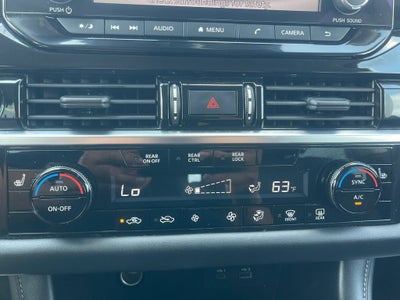 2024 Nissan Pathfinder SV