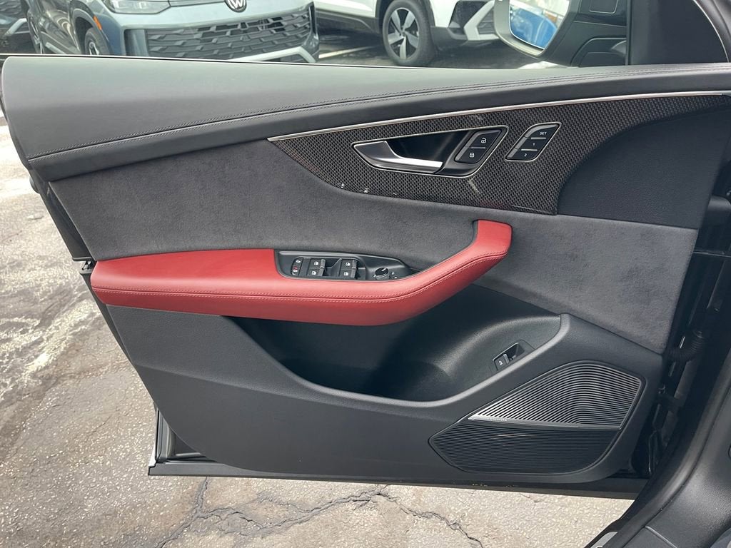 2023 Audi SQ8 Prestige