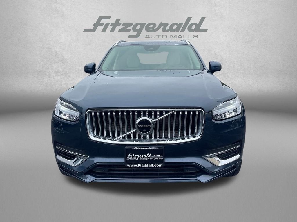 2023 Volvo XC90 Recharge Plug-In Hyb Plus Bright Theme