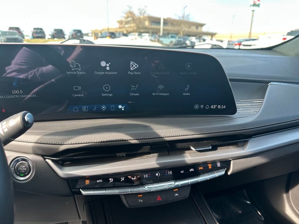 2025 Cadillac XT4 Premium Luxury