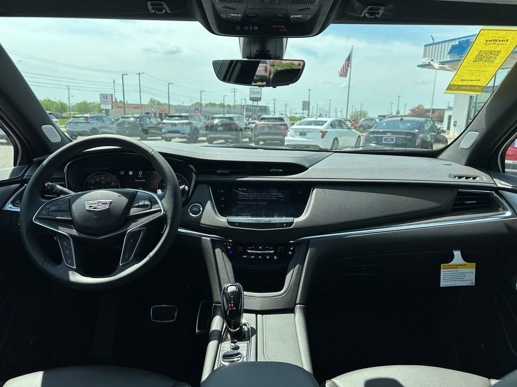 2026 Cadillac XT5 Sport